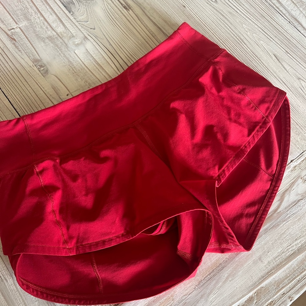 Size 0 Lululemon Speed Up 2.5 inch RED
